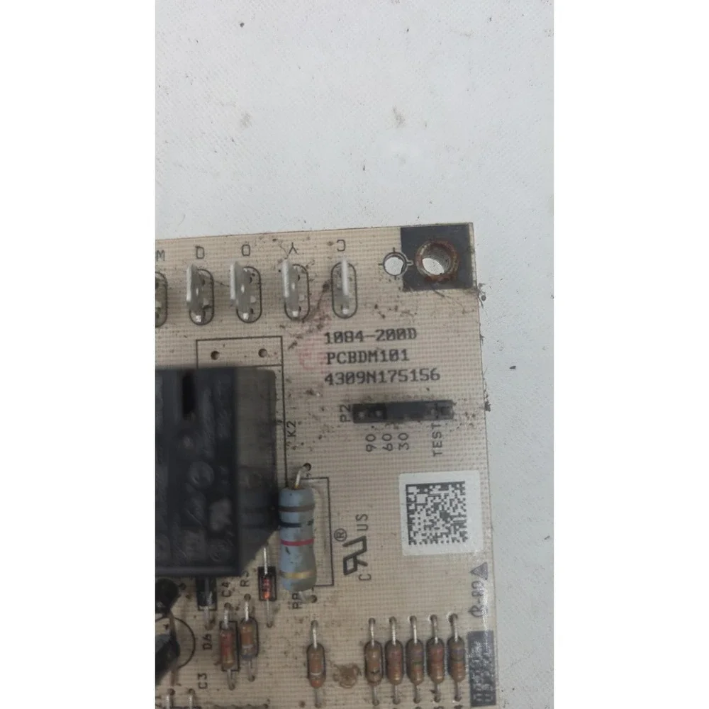 Goodman 1084-200D Defrost Control Circuit Board PCBDM101 used FAST SHIP